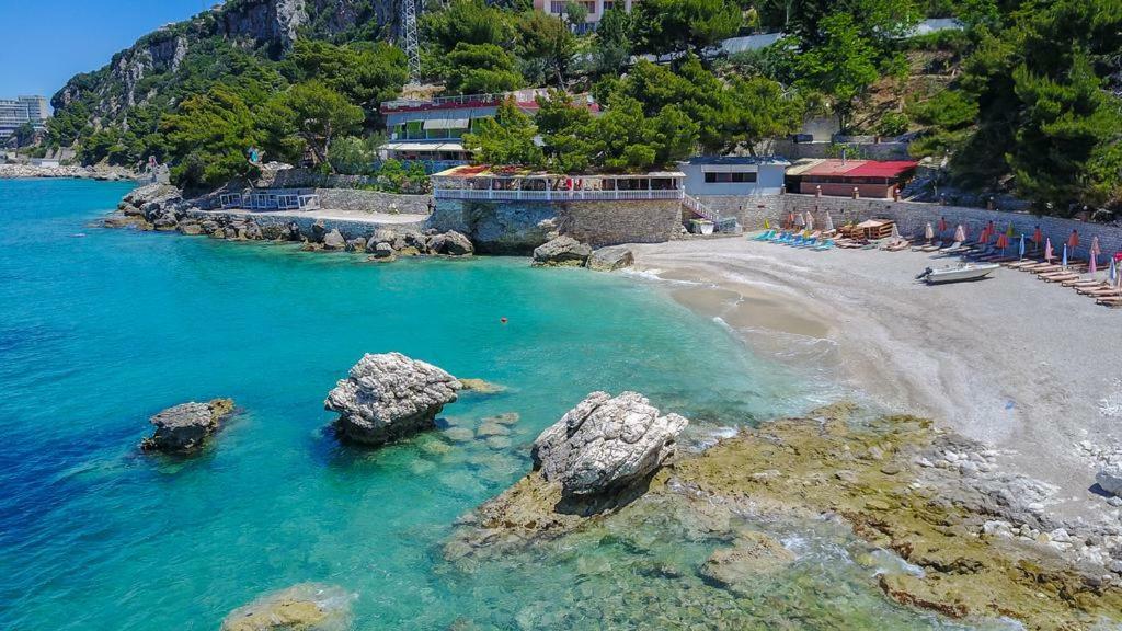 Lovely Place. Close To Beach & Boulevard Vlore Luaran gambar