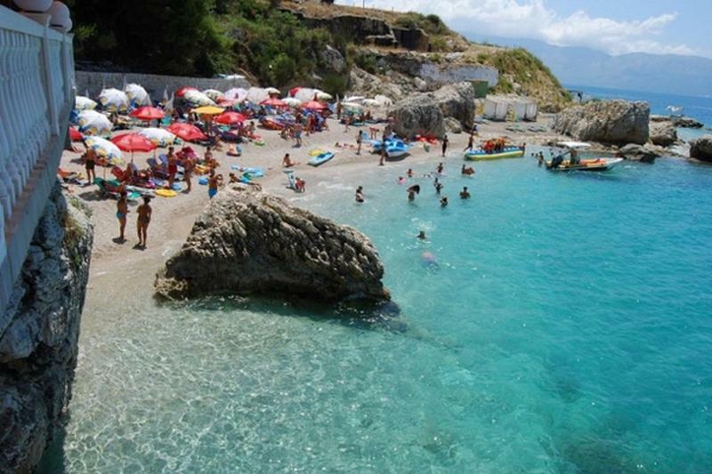 Lovely Place. Close To Beach & Boulevard Vlore Luaran gambar