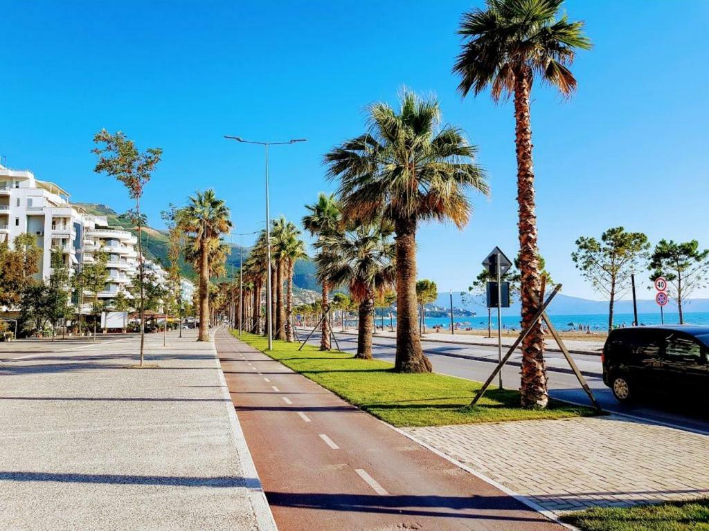 Lovely Place. Close To Beach & Boulevard Vlore Luaran gambar